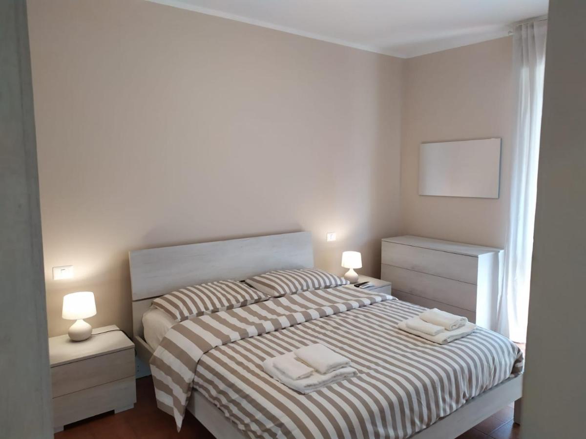 Beach House, 300 M Dal Mare, Marina Di Massa Exterior photo